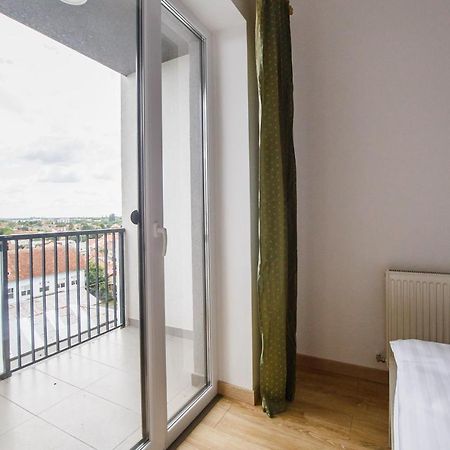 Sunny View 2 Bedroom Central Apartment Oradea Exterior foto