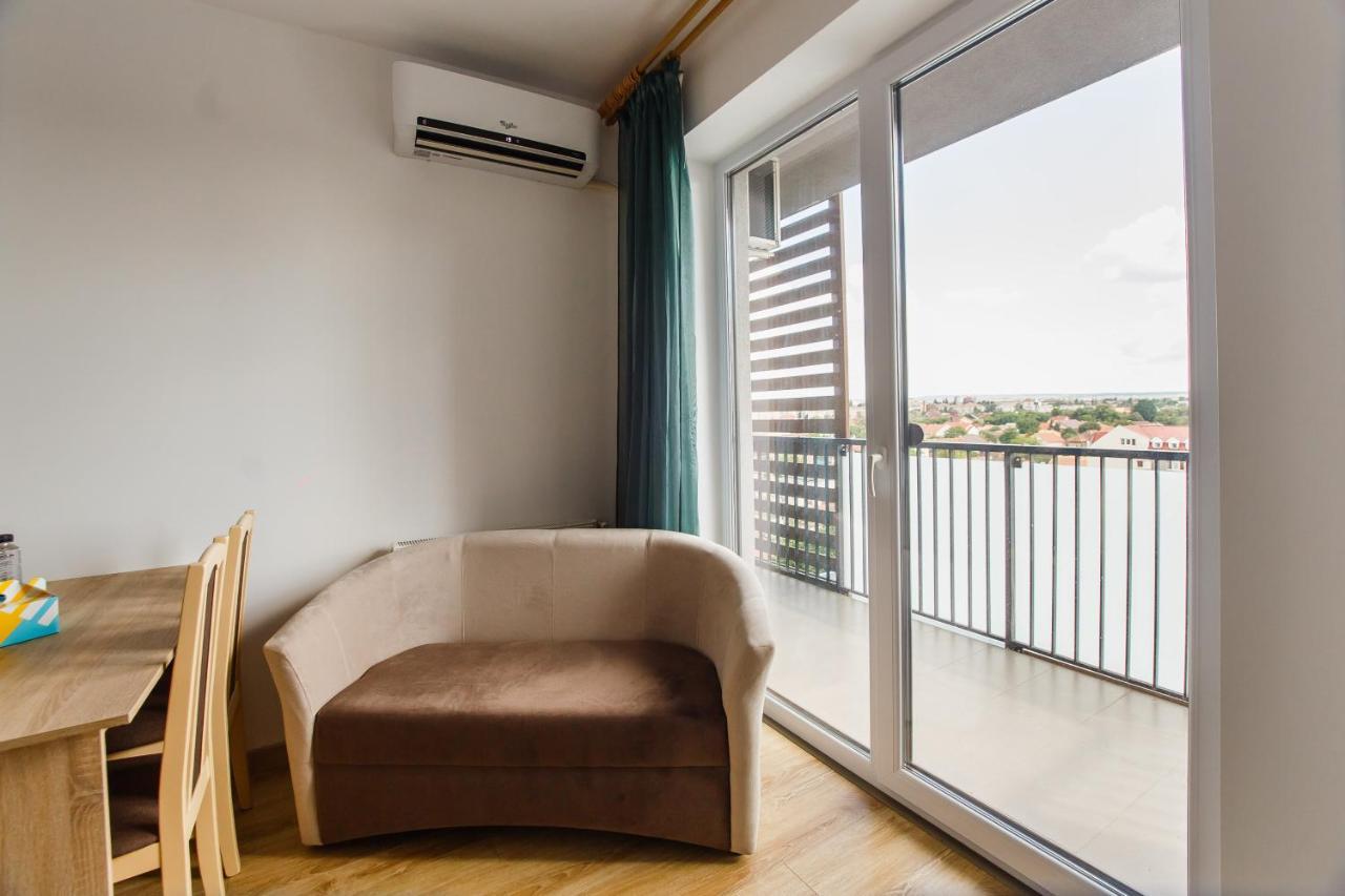 Sunny View 2 Bedroom Central Apartment Oradea Exterior foto