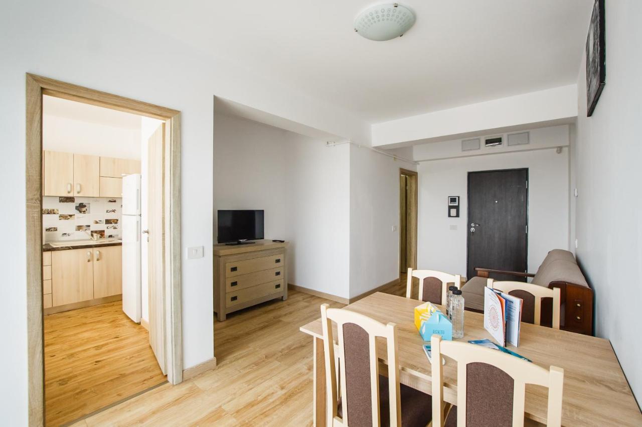 Sunny View 2 Bedroom Central Apartment Oradea Exterior foto
